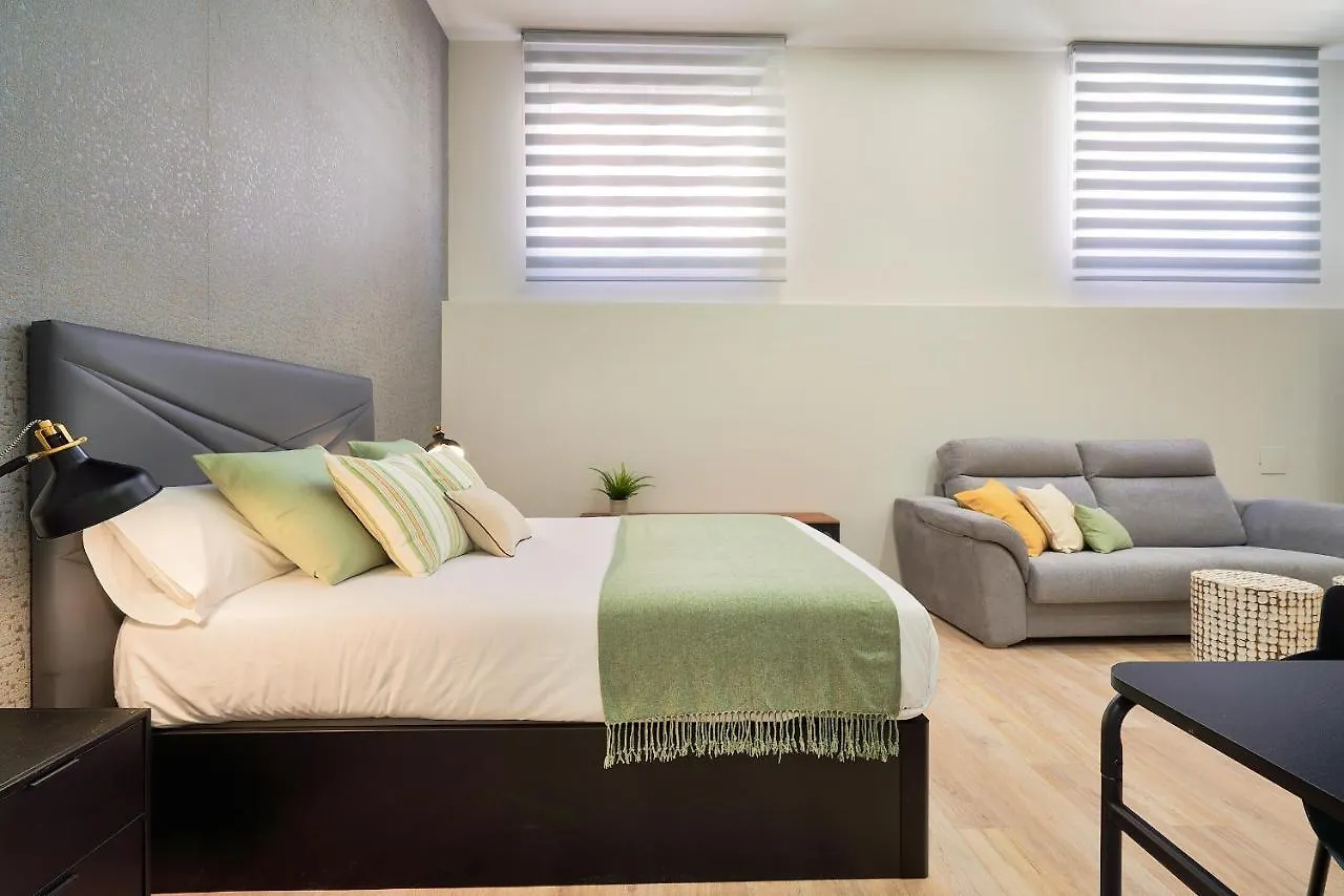 Del Parque Flats Estudio Capuchinos Málaga Appartamento